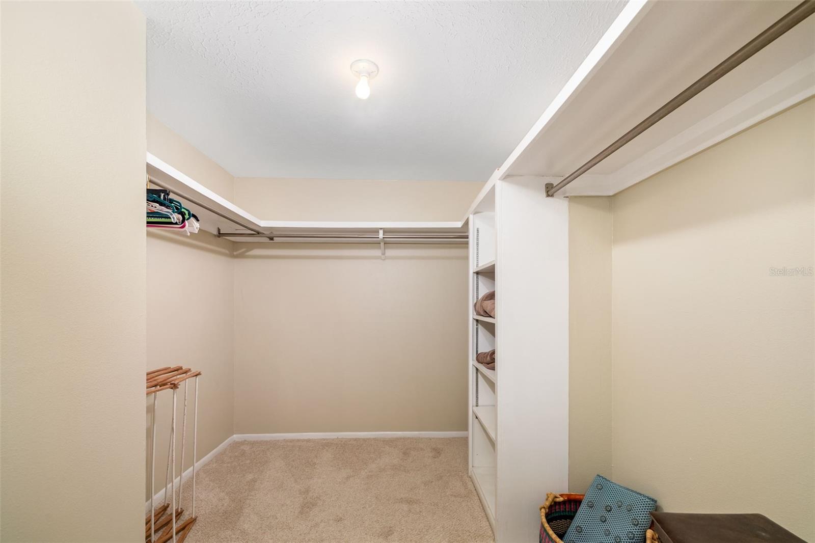 Image 30 of 69 For 2110 Benjamin Franklin Drive 301