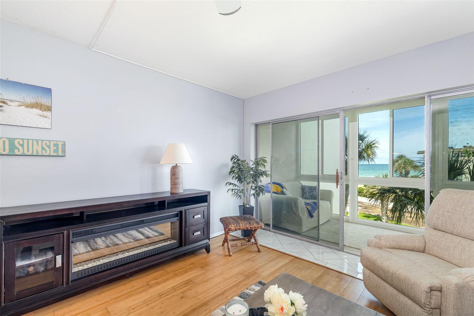 Image 9 of 69 For 2110 Benjamin Franklin Drive 301
