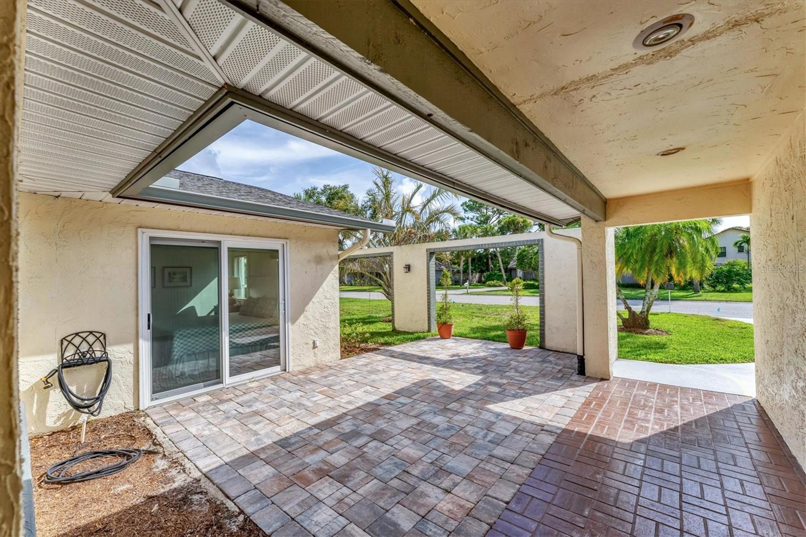 Image 4 of 50 For 6105 45th Street W