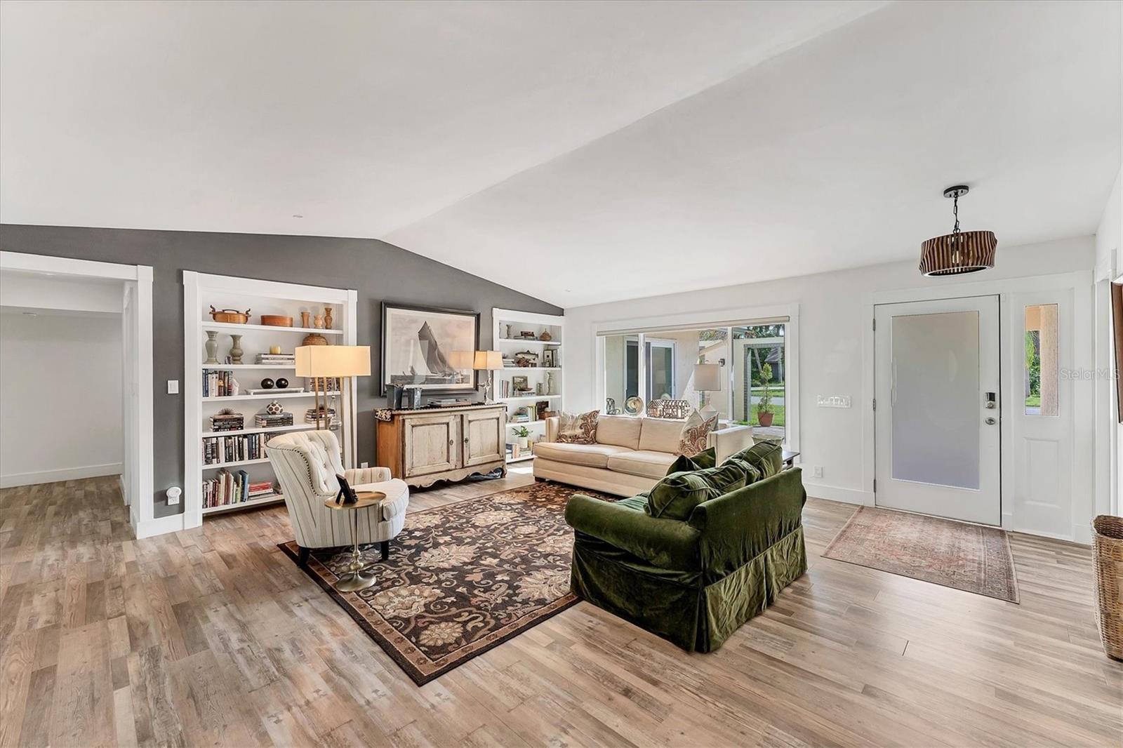 Image 6 of 50 For 6105 45th Street W