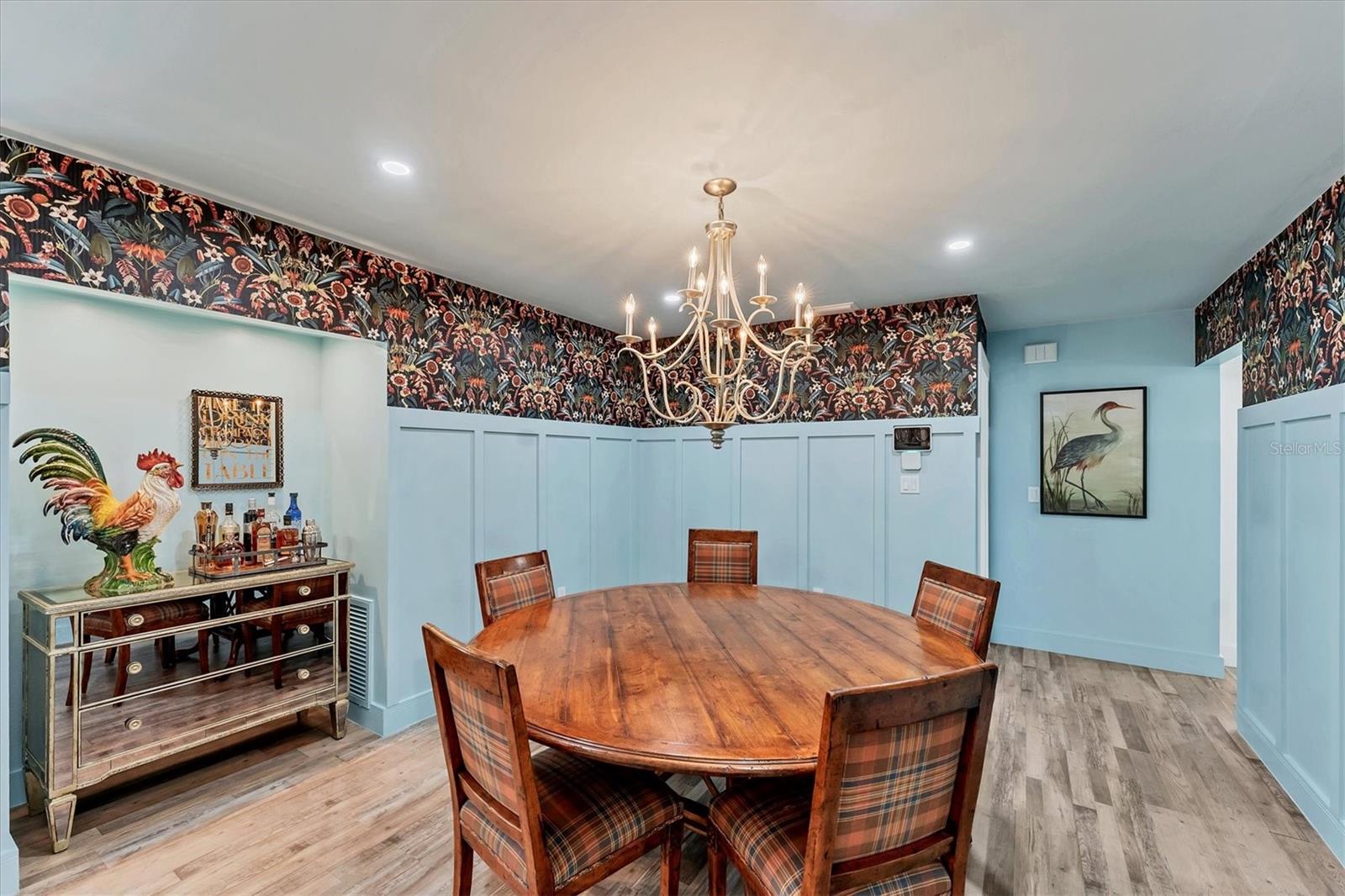 Image 9 of 50 For 6105 45th Street W