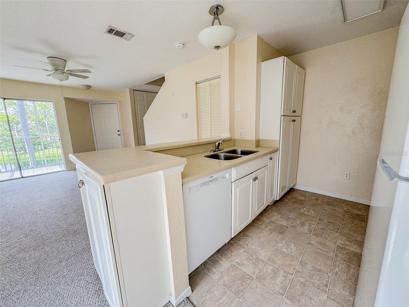 Image 11 of 17 For 850 Tamiami Trail 227