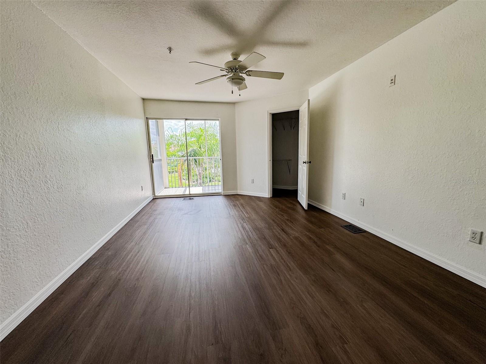 Image 16 of 17 For 850 Tamiami Trail 227