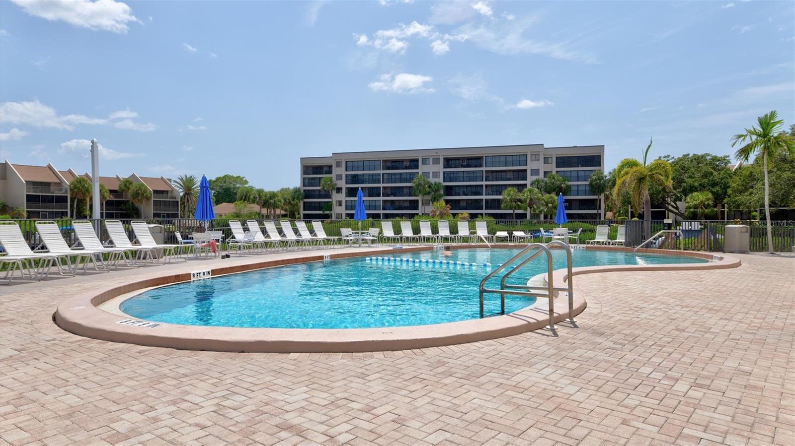 Image 40 of 76 For 1700 Cove Ii Place 310
