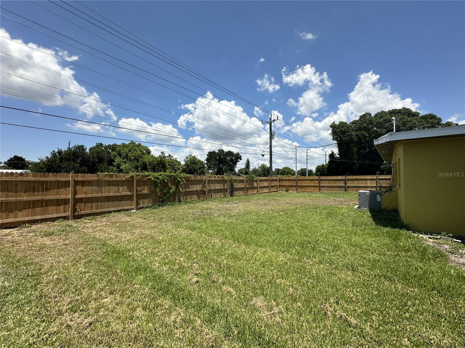 Image 16 of 16 For 3335 Dudley Street