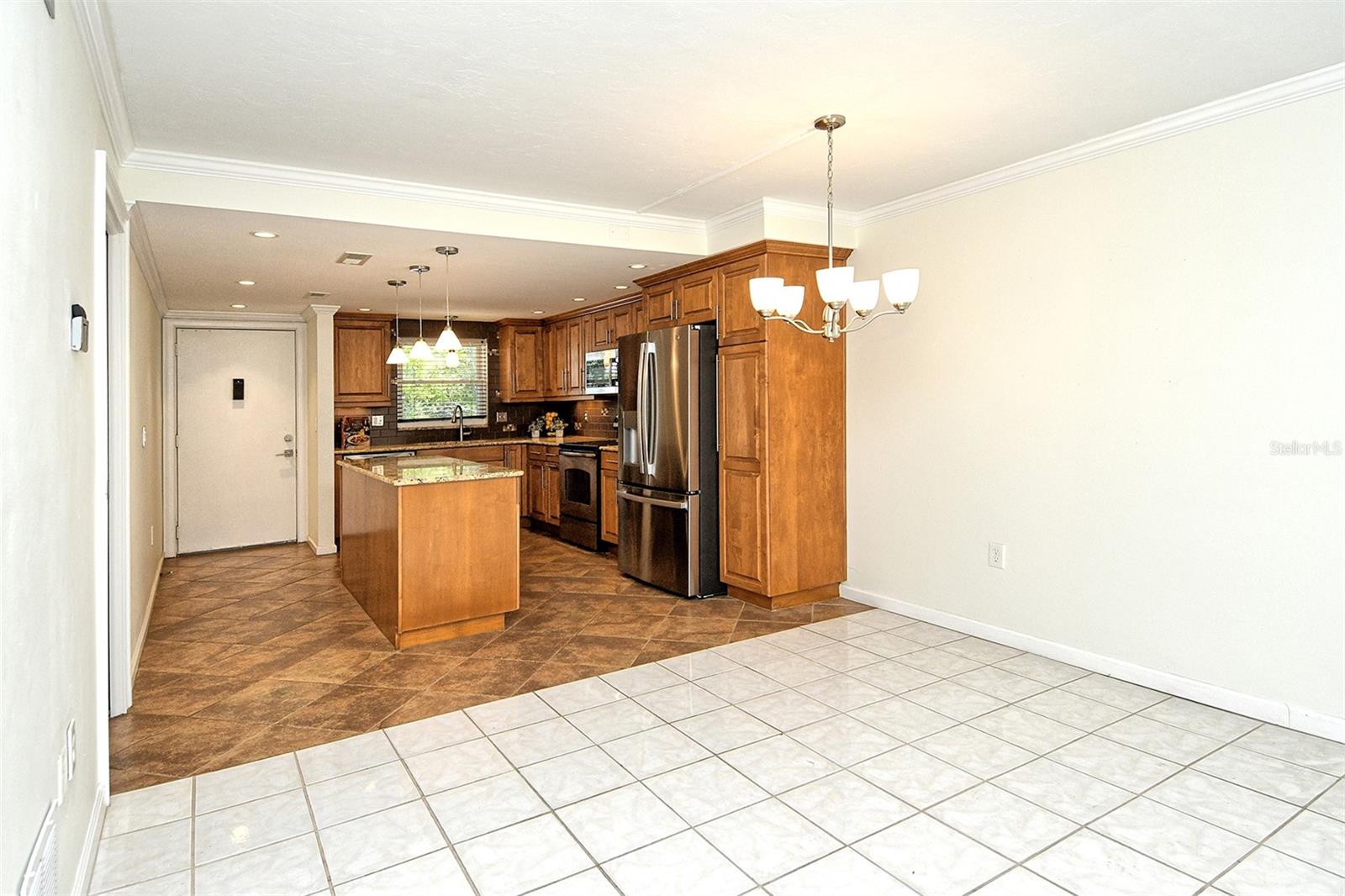 Image 12 of 37 For 3985 Maceachen Boulevard 224