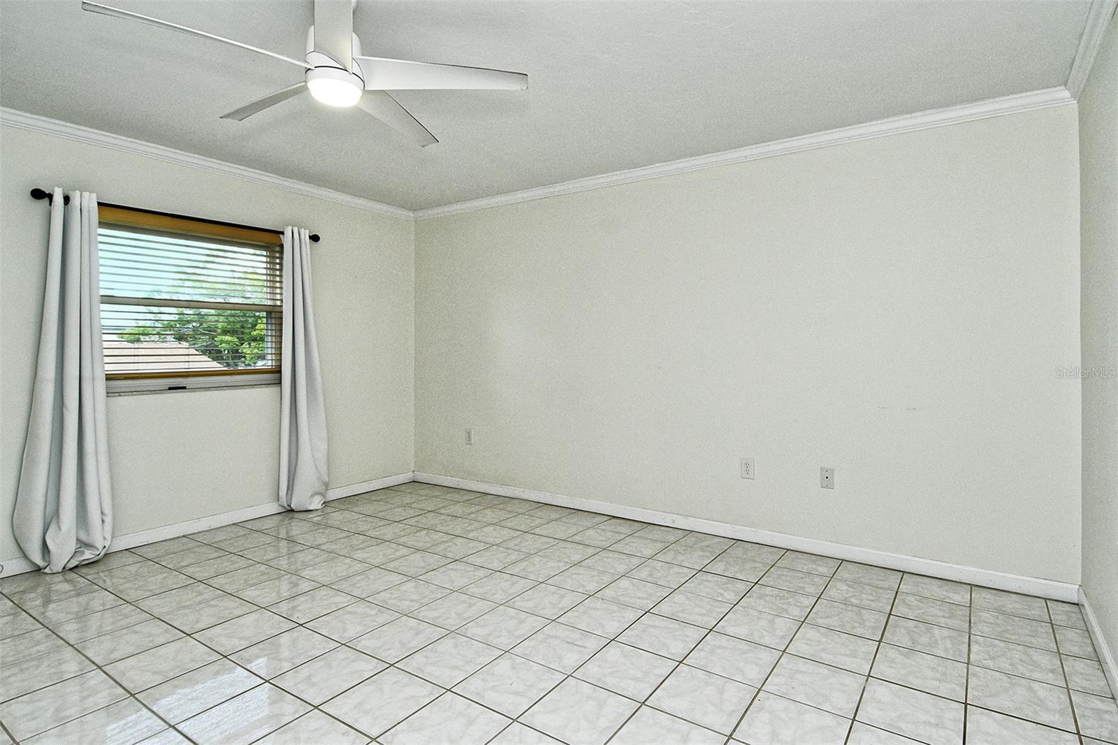 Image 22 of 37 For 3985 Maceachen Boulevard 224