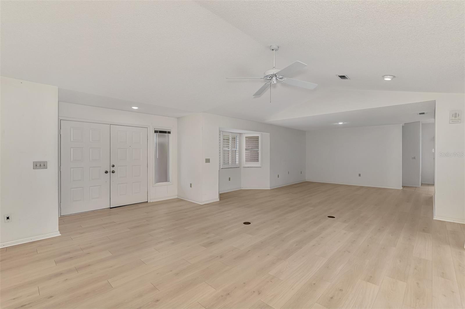 Image 12 of 48 For 3012 Community Center Drive