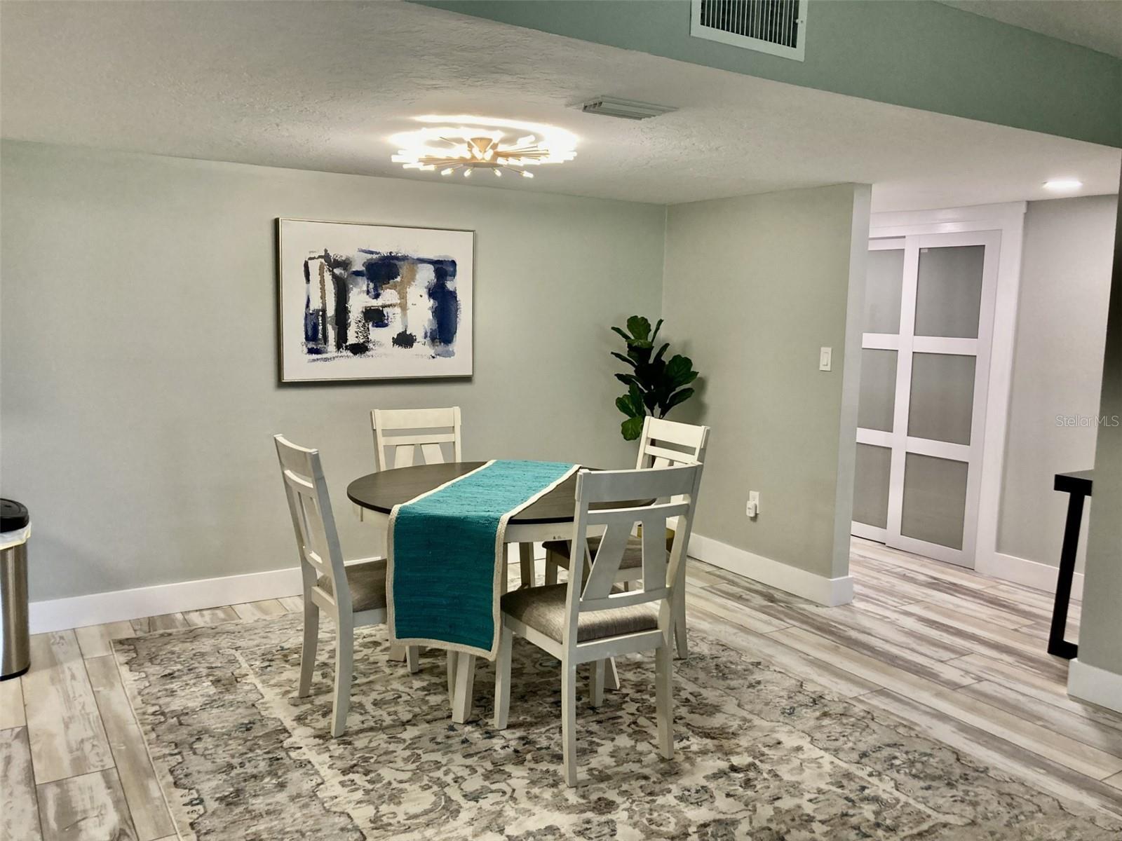 Image 7 of 20 For 6114 43rd Street W 103e