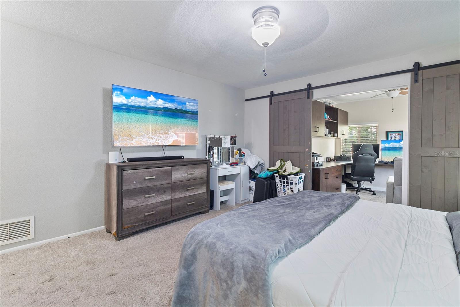 Image 17 of 33 For 5776 Augusta Circle