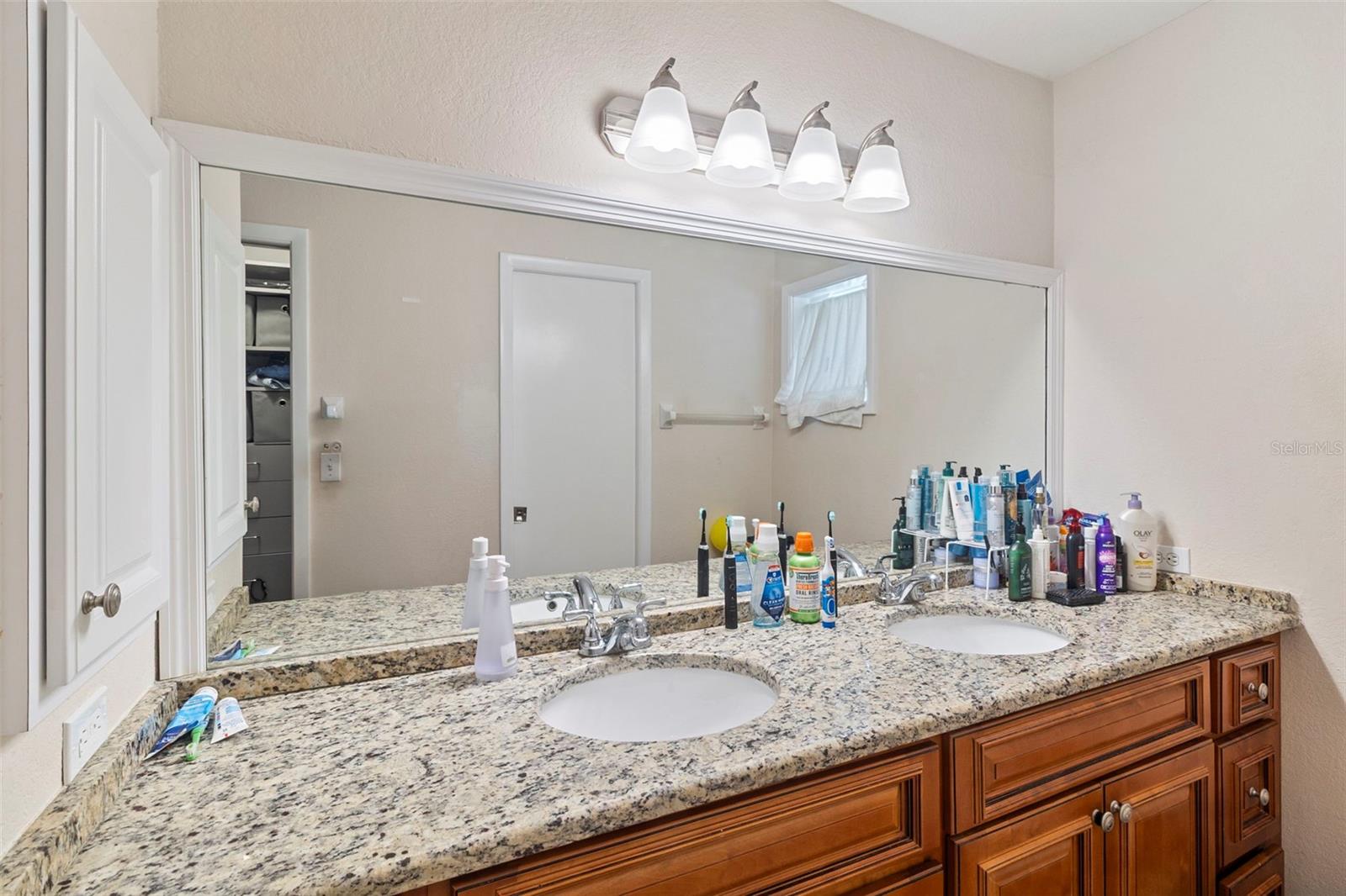 Image 19 of 33 For 5776 Augusta Circle