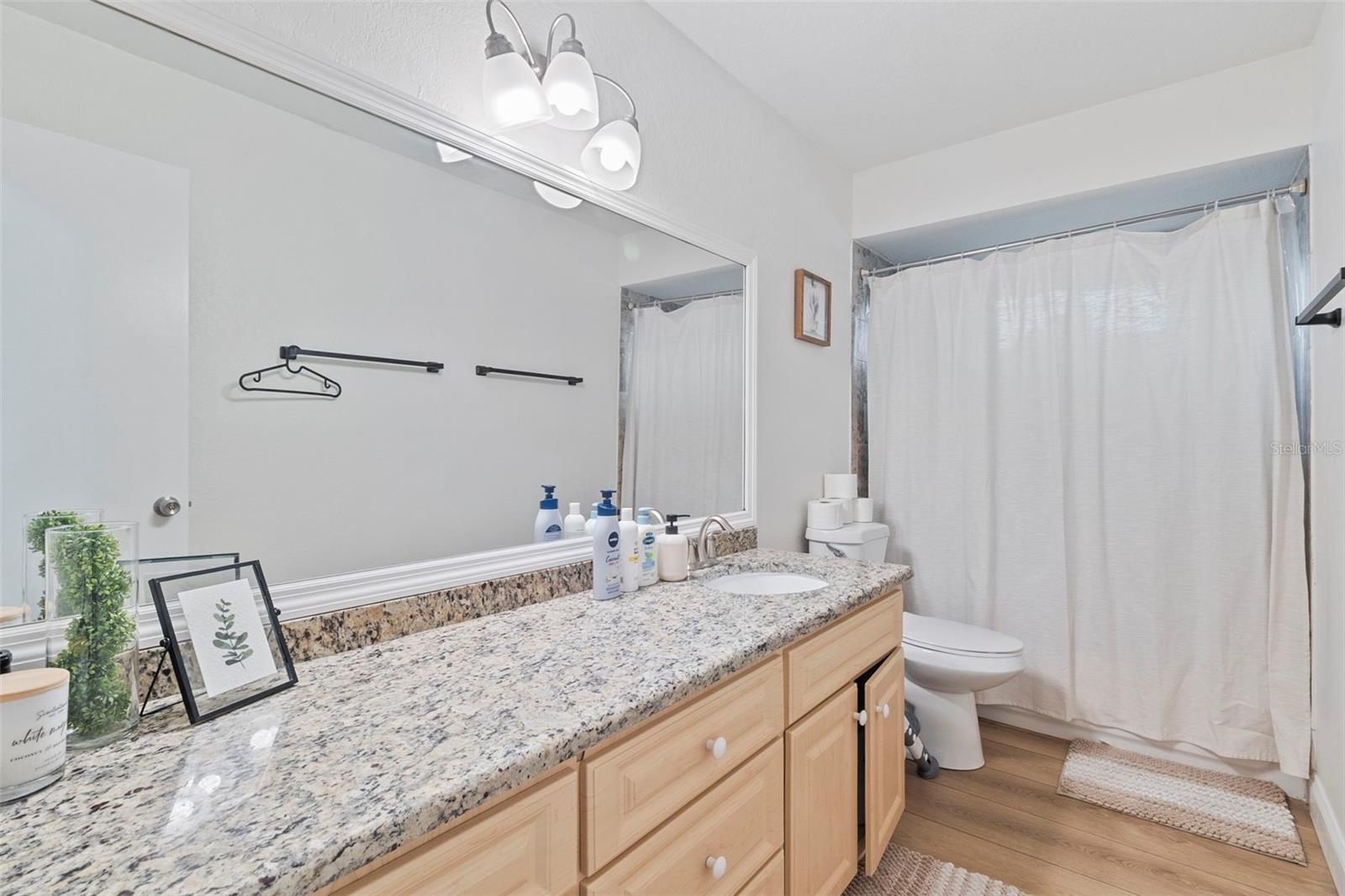 Image 23 of 33 For 5776 Augusta Circle