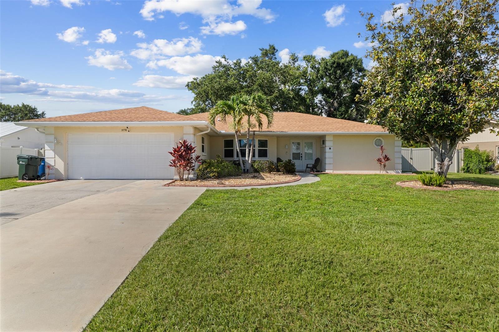 Image 4 of 33 For 5776 Augusta Circle