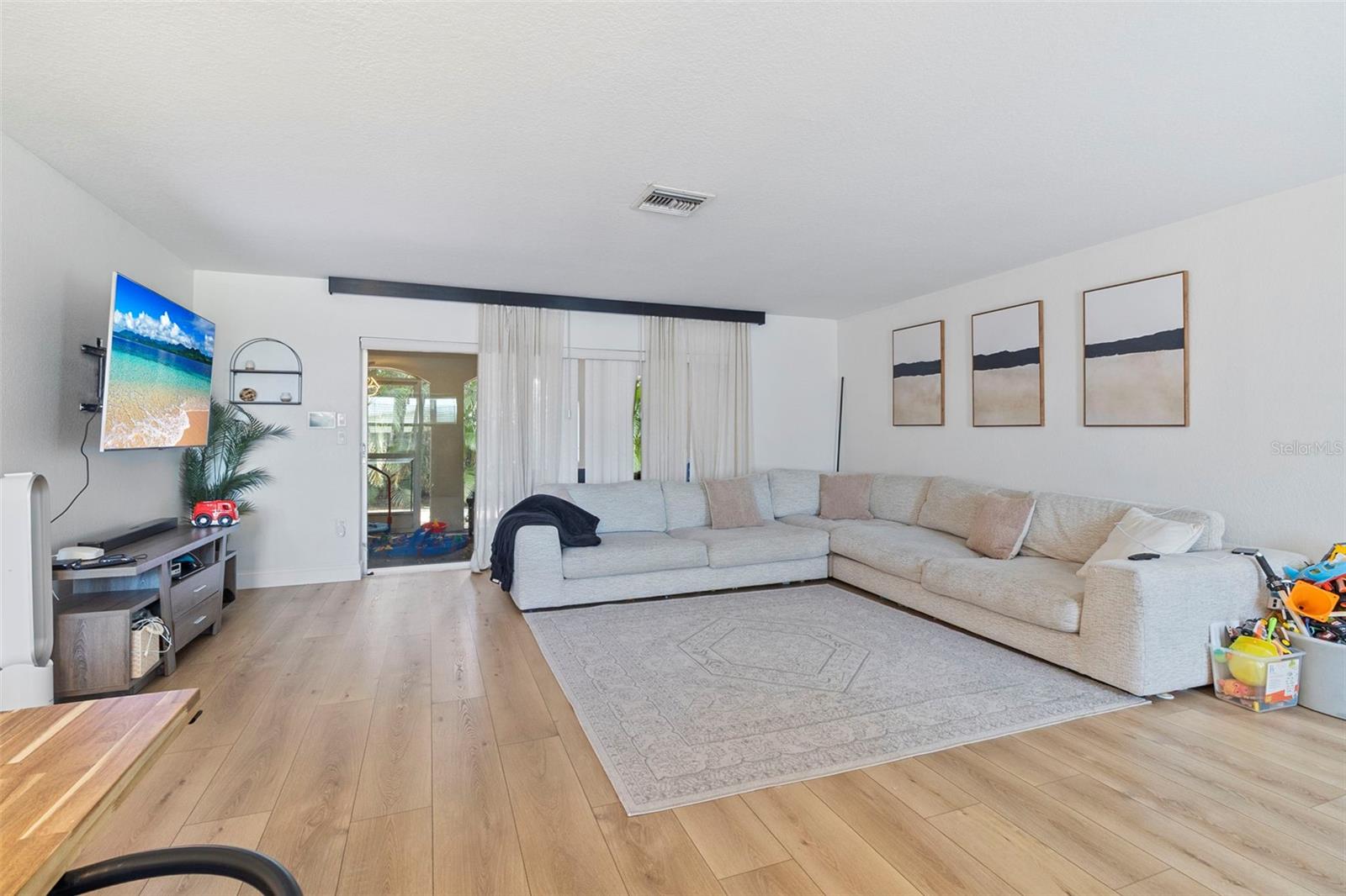 Image 8 of 33 For 5776 Augusta Circle