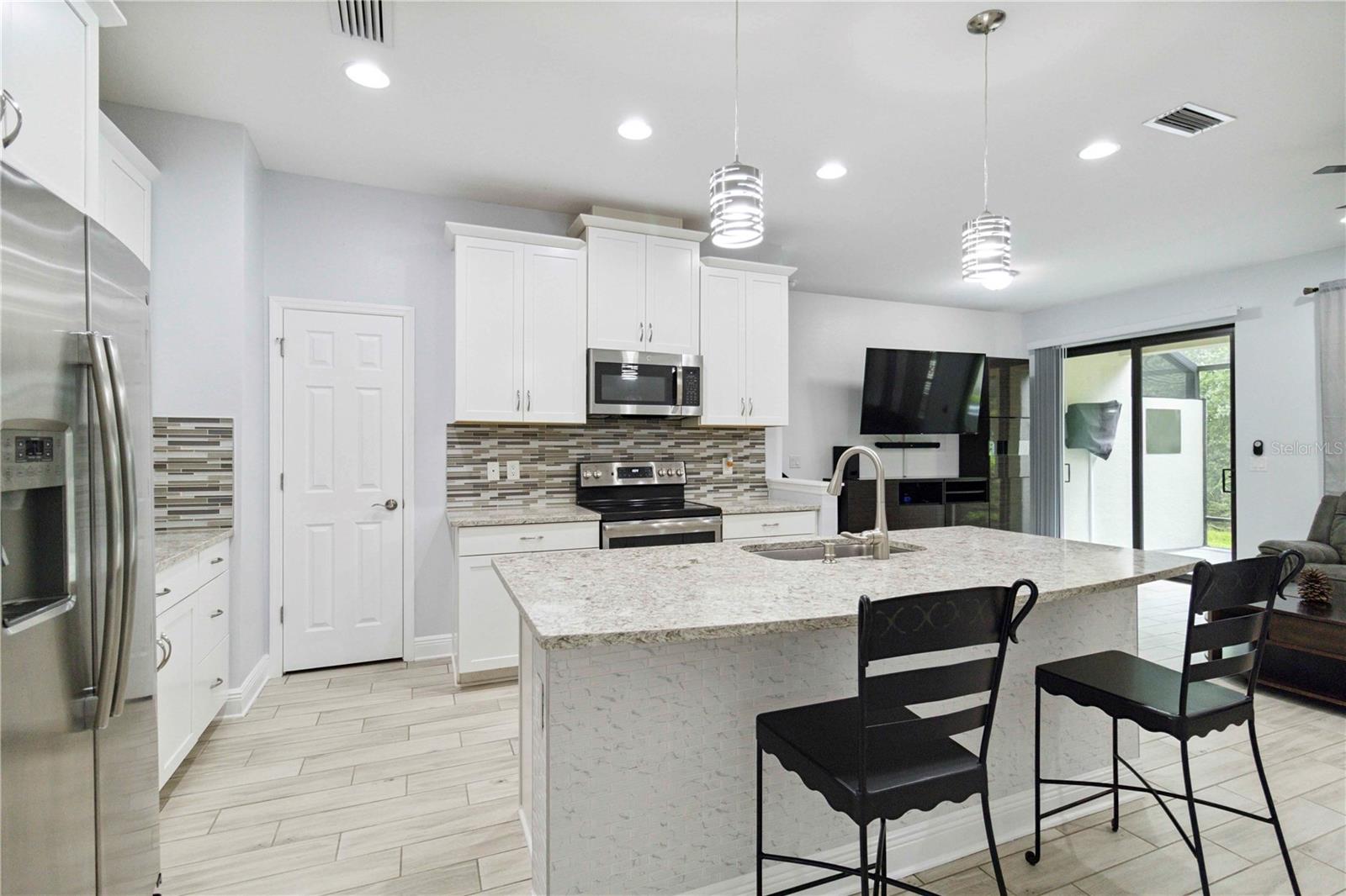 Image 11 of 46 For 5114 78th St Circle E