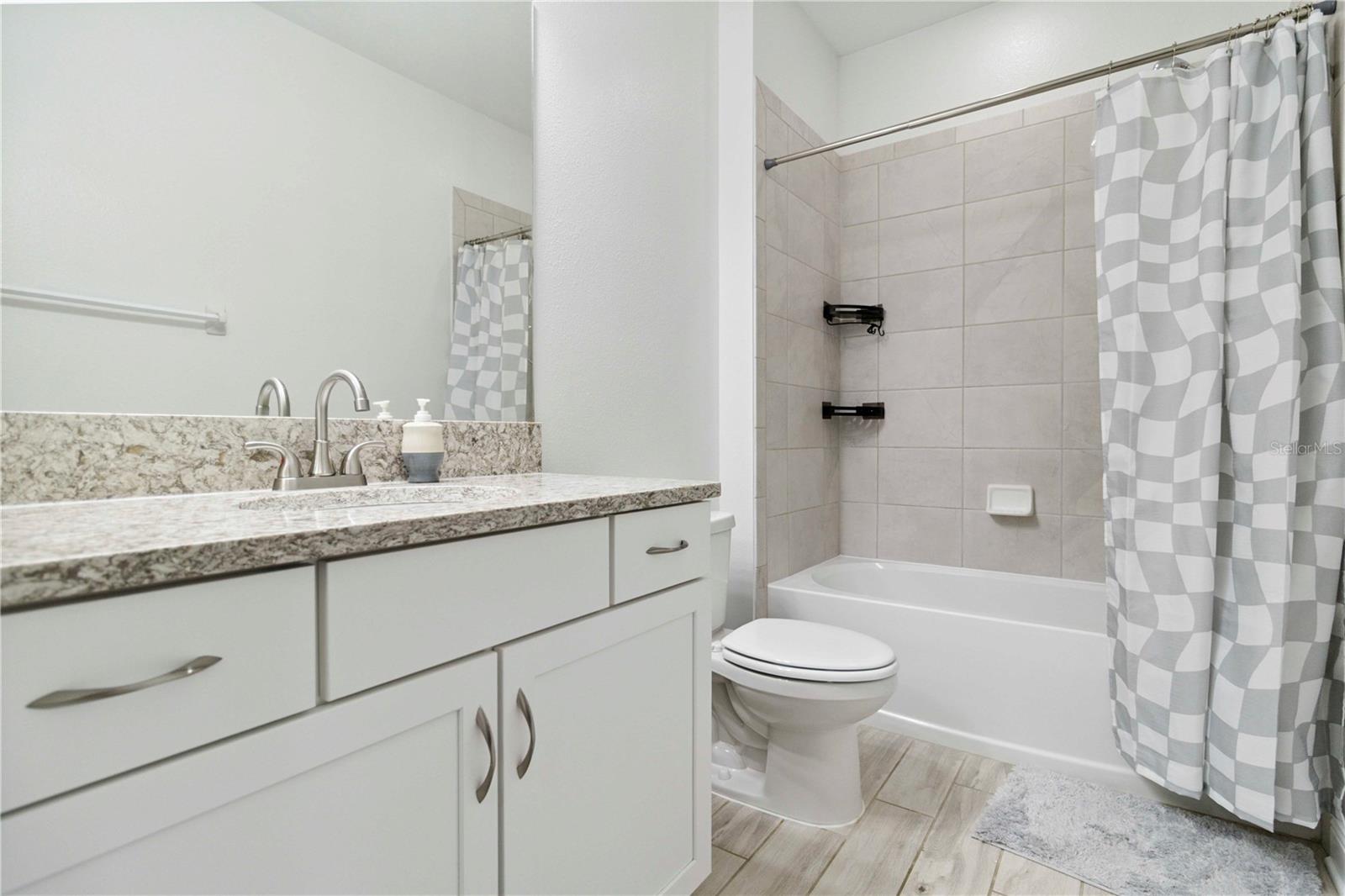 Image 26 of 46 For 5114 78th St Circle E
