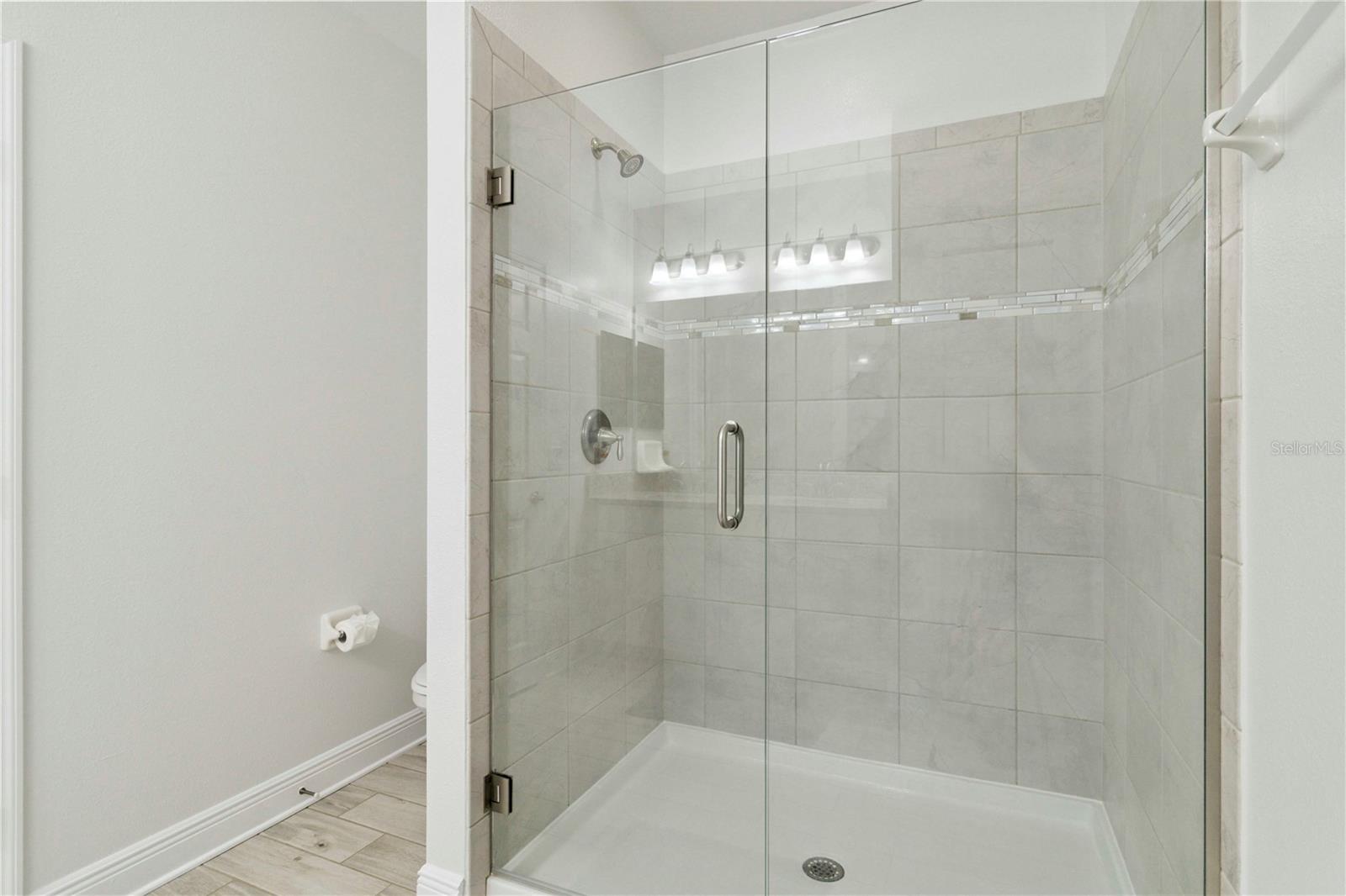 Image 28 of 46 For 5114 78th St Circle E