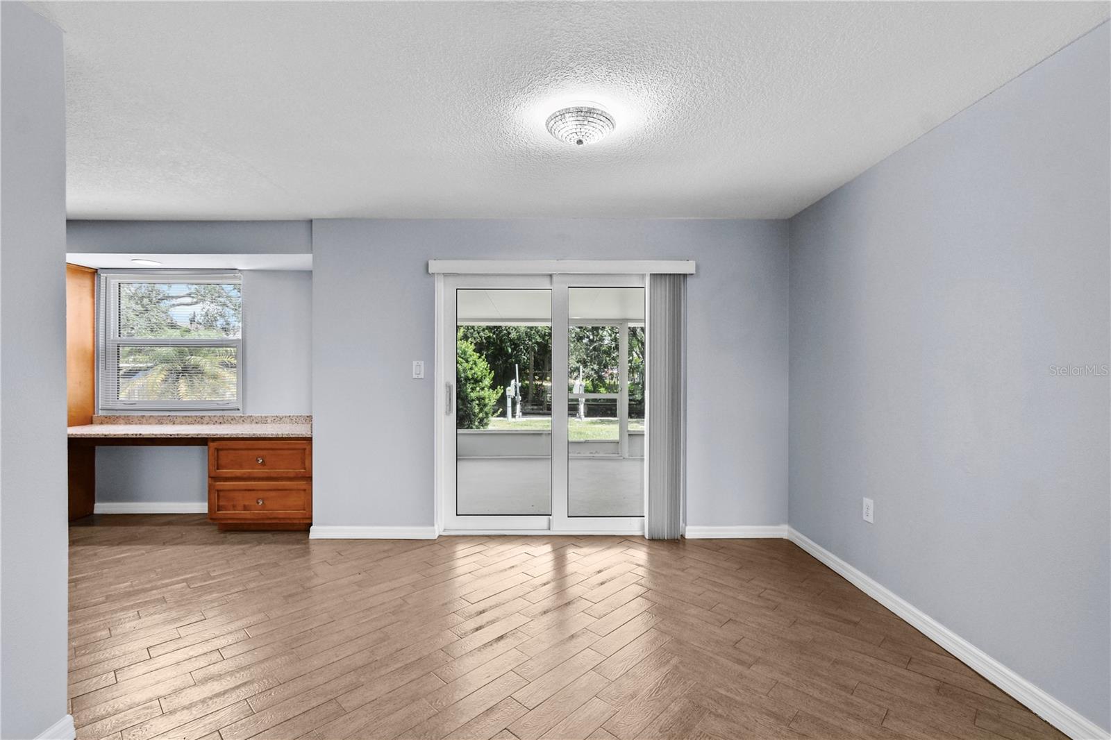 Image 21 of 66 For 4612 8th Street Court E