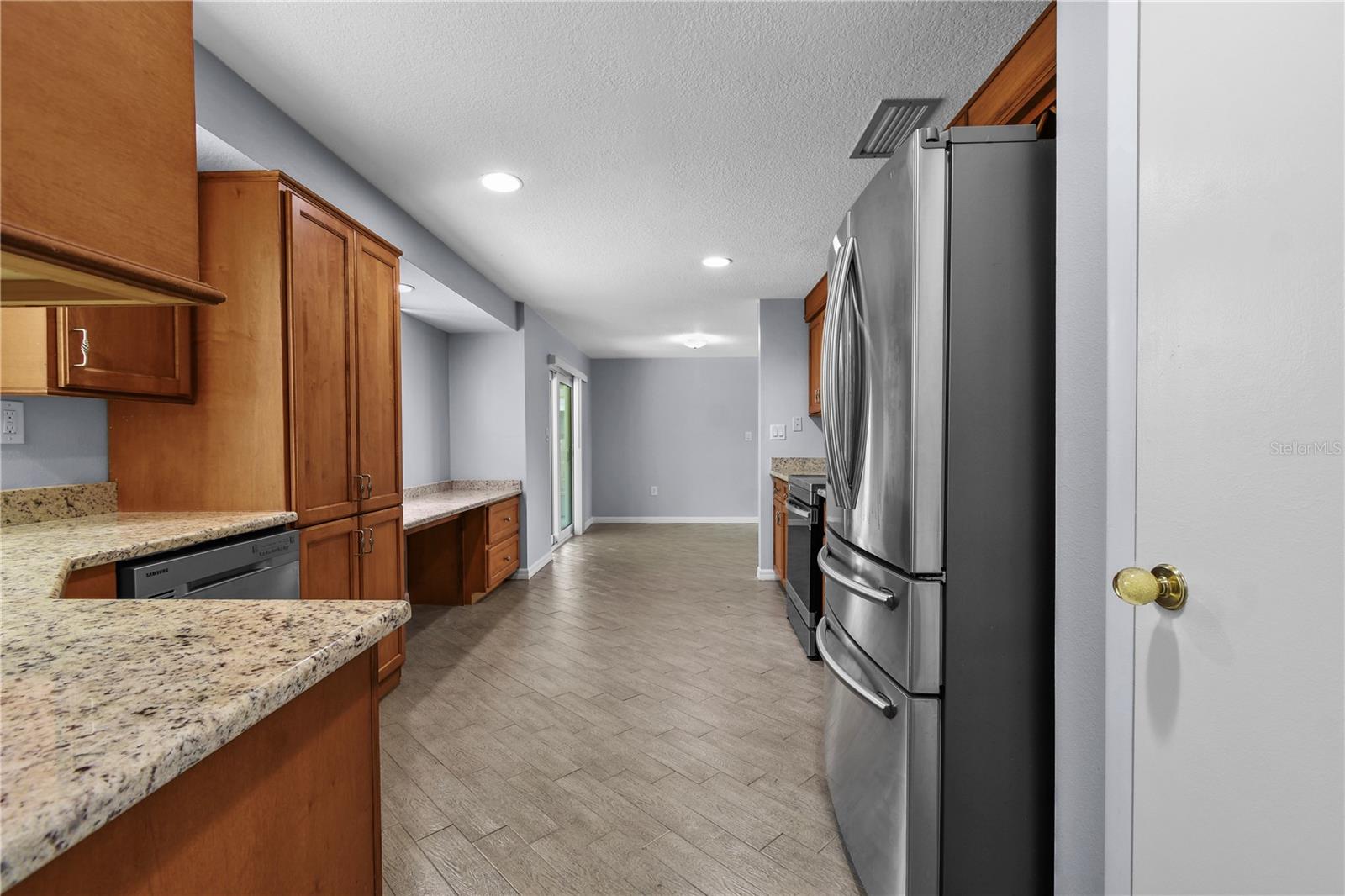 Image 27 of 66 For 4612 8th Street Court E