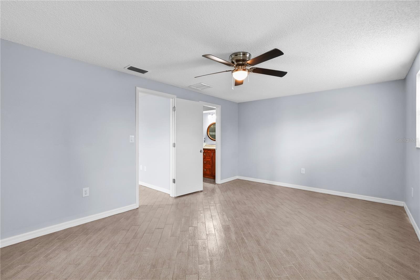 Image 30 of 66 For 4612 8th Street Court E