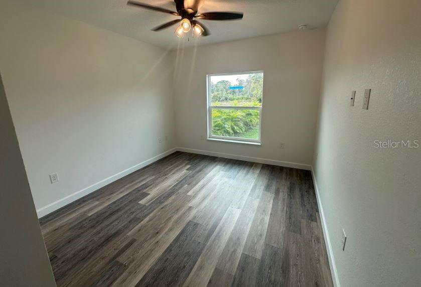 Image 17 of 19 For 57 Boundary Boulevard 2