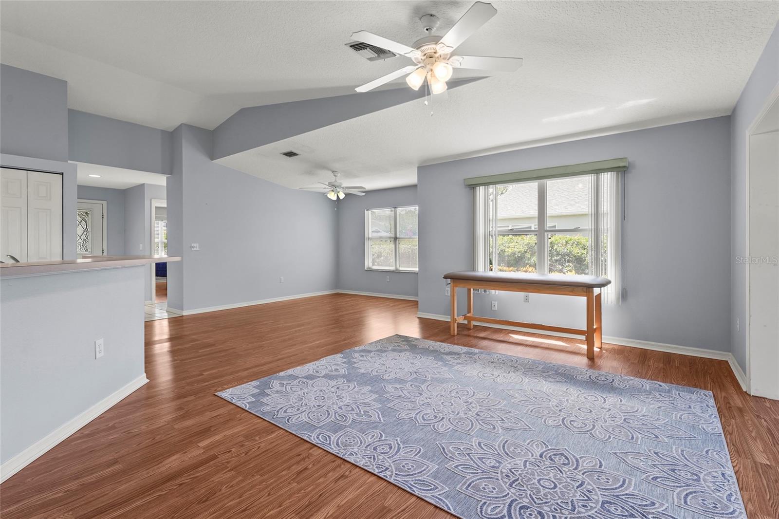 Image 15 of 99 For 2417 Fairway Oaks Drive 22