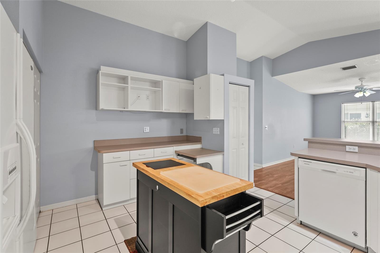 Image 22 of 99 For 2417 Fairway Oaks Drive 22