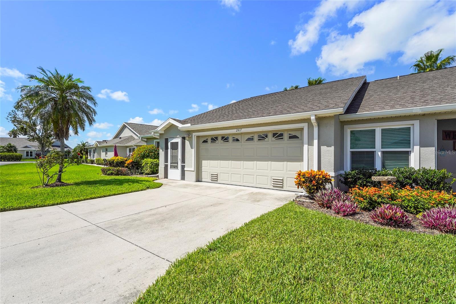 Image 6 of 99 For 2417 Fairway Oaks Drive 22