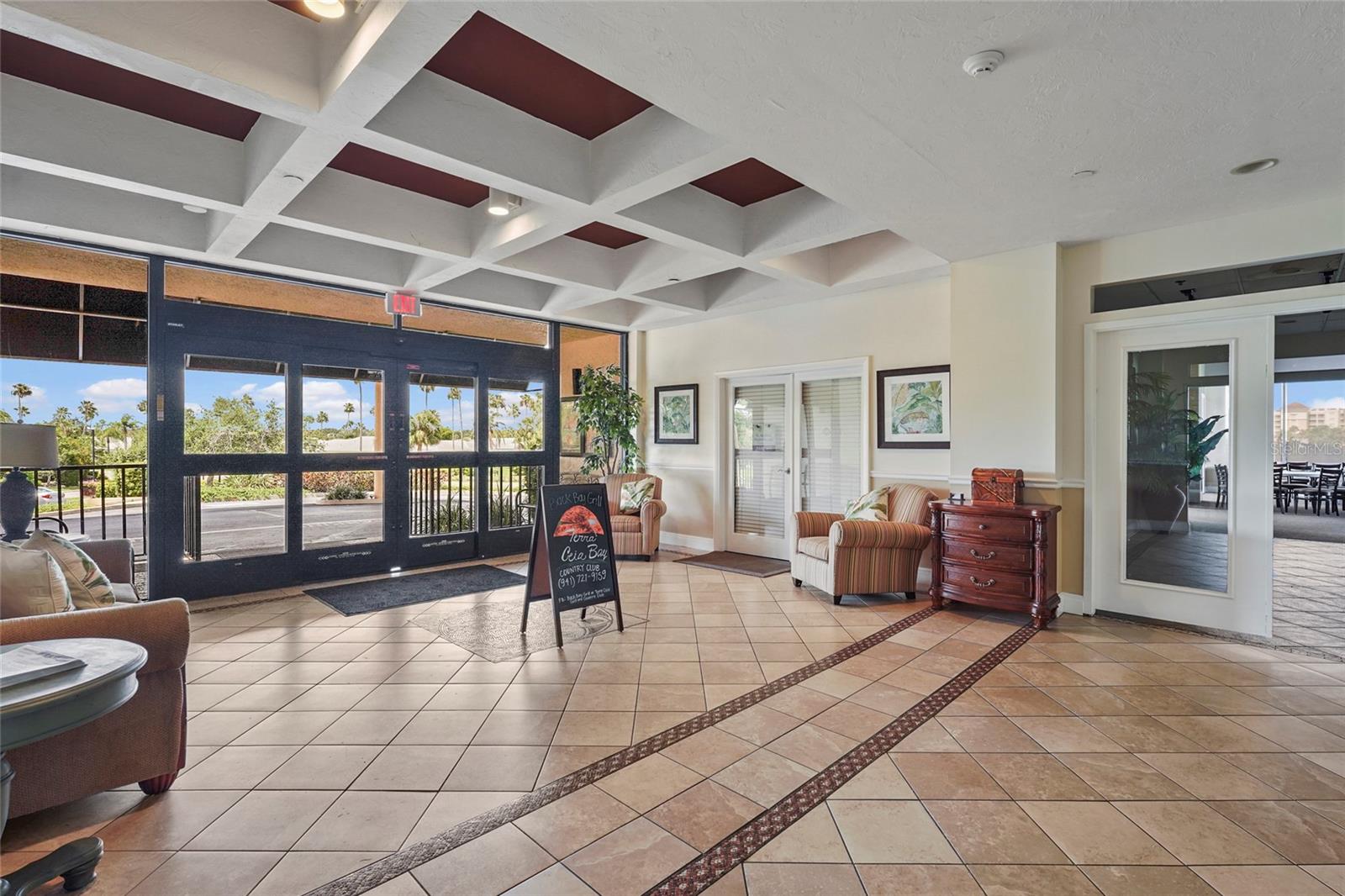 Image 64 of 99 For 2417 Fairway Oaks Drive 22