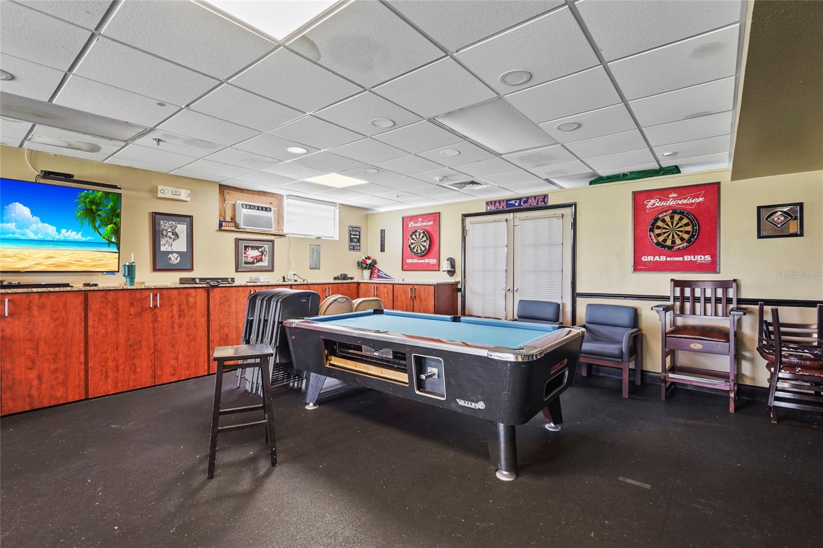 Image 72 of 99 For 2417 Fairway Oaks Drive 22