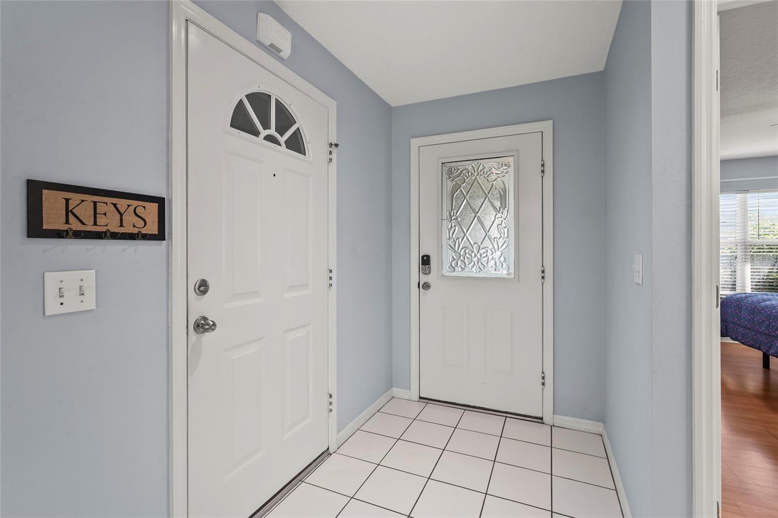Image 9 of 99 For 2417 Fairway Oaks Drive 22