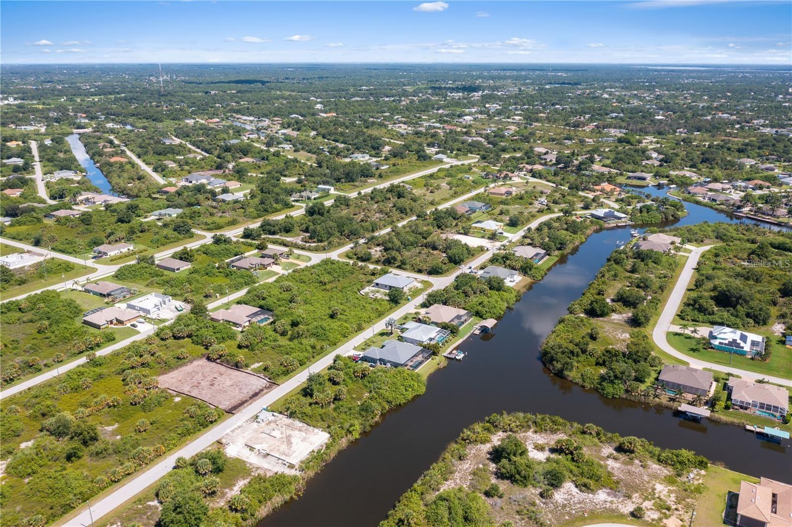 Image 2 of 6 For 10120 Winnipeg Street