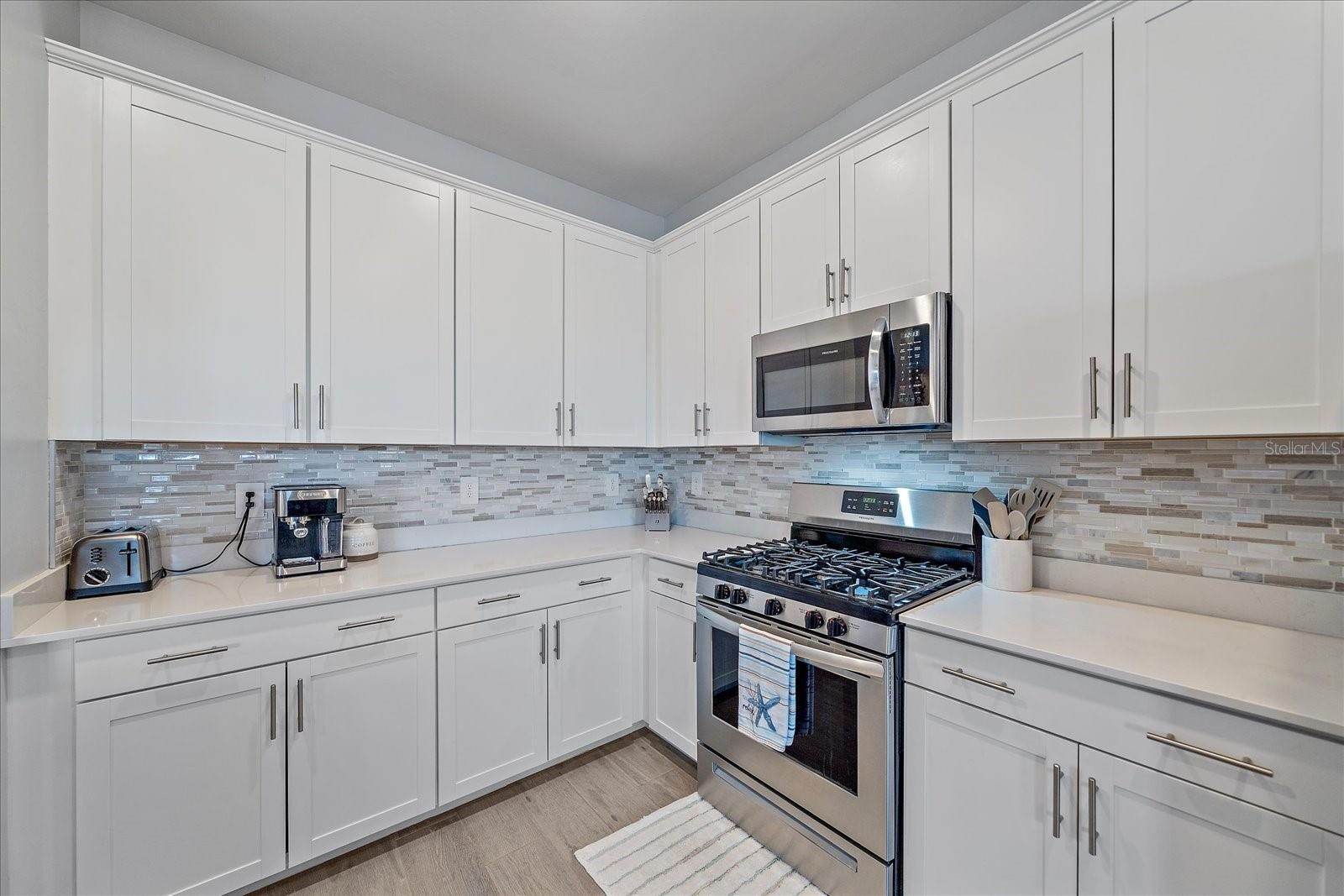 Image 12 of 63 For 15437 White Linen Drive