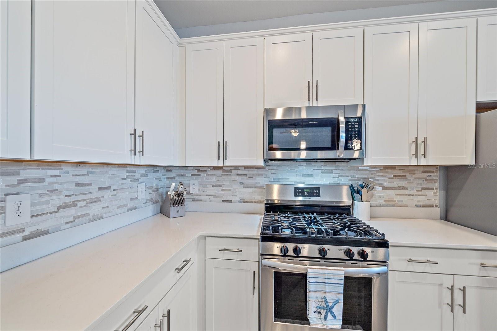 Image 13 of 63 For 15437 White Linen Drive