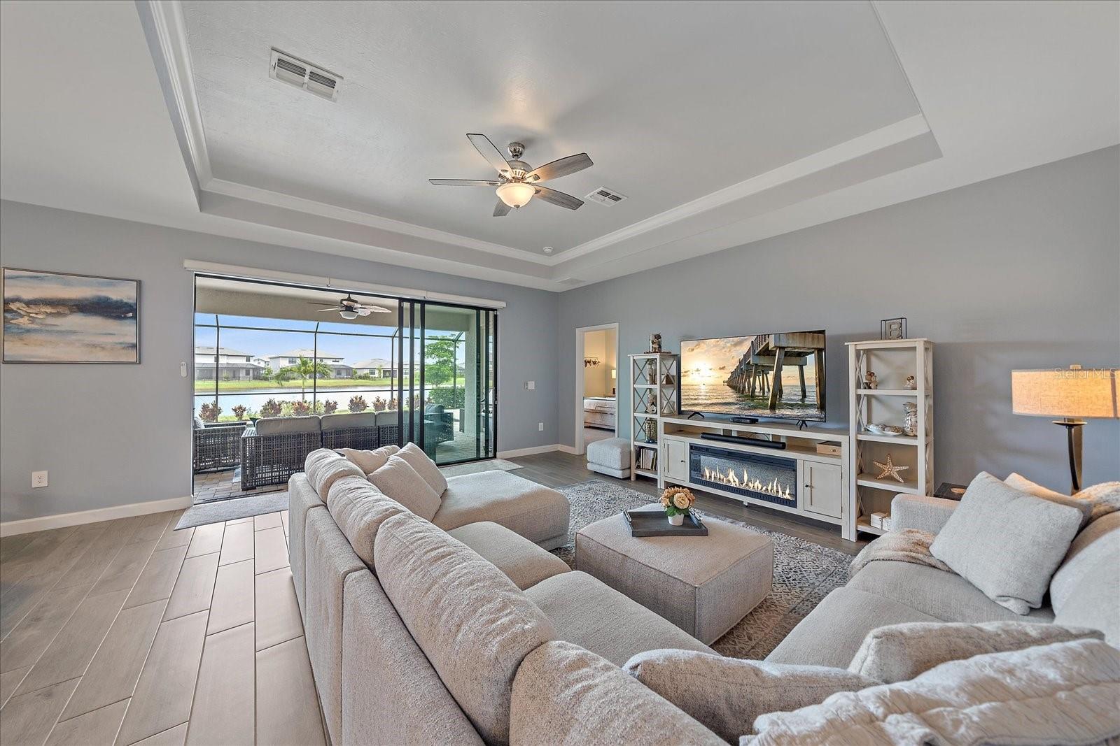 Image 18 of 63 For 15437 White Linen Drive