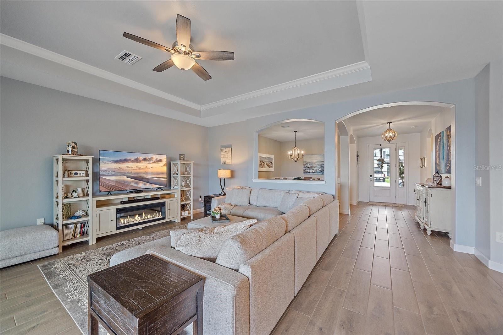 Image 19 of 63 For 15437 White Linen Drive