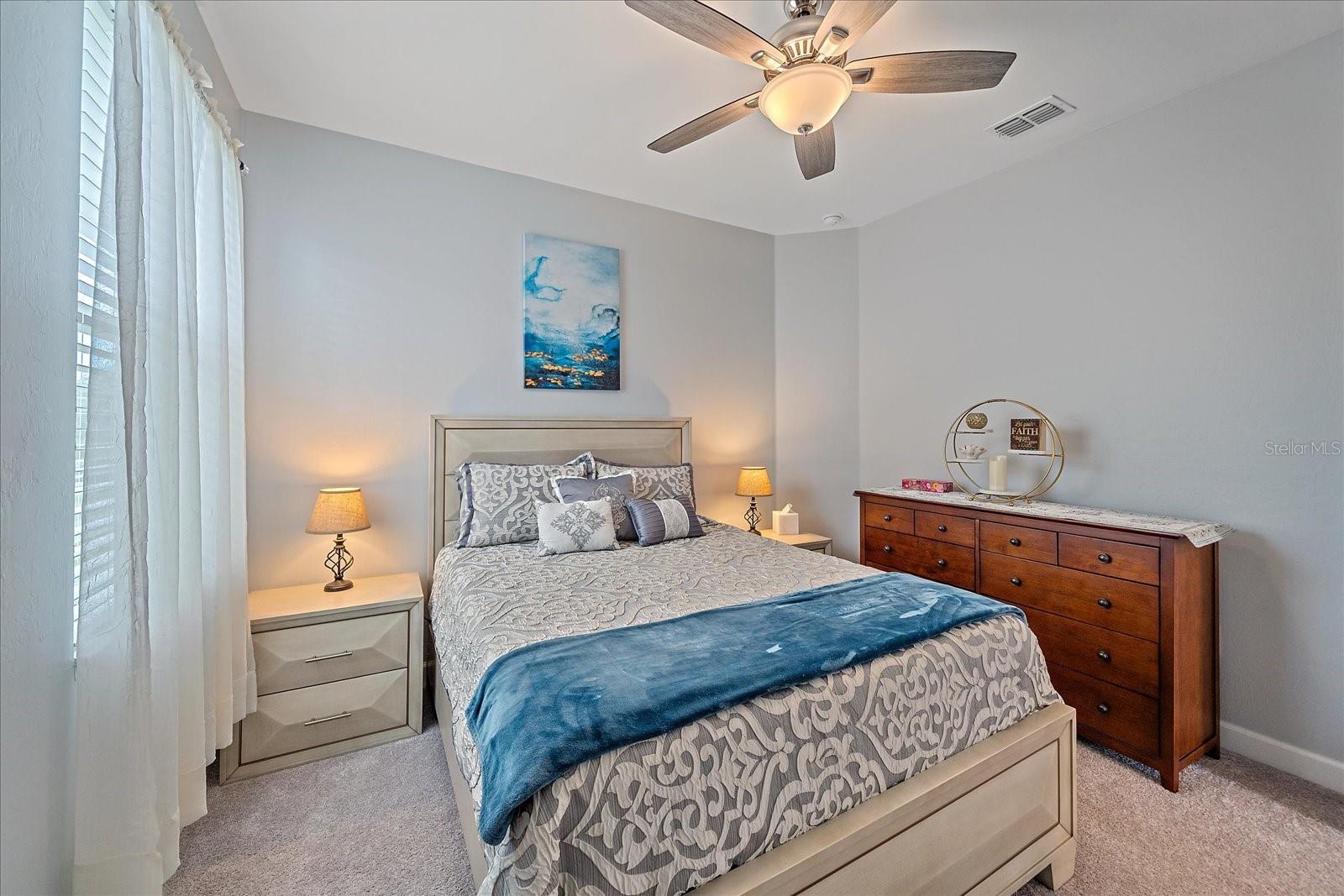 Image 28 of 63 For 15437 White Linen Drive