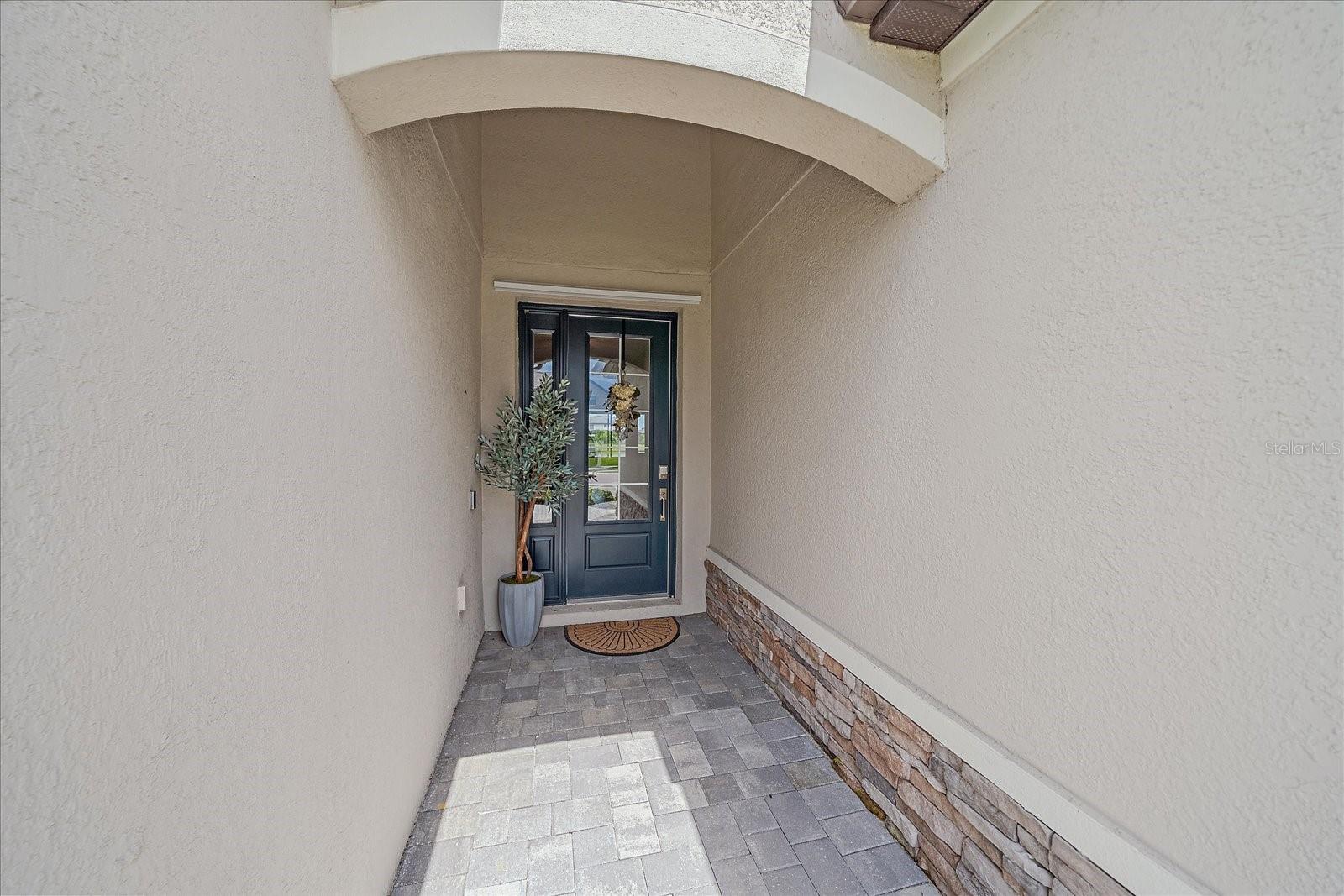 Image 4 of 63 For 15437 White Linen Drive