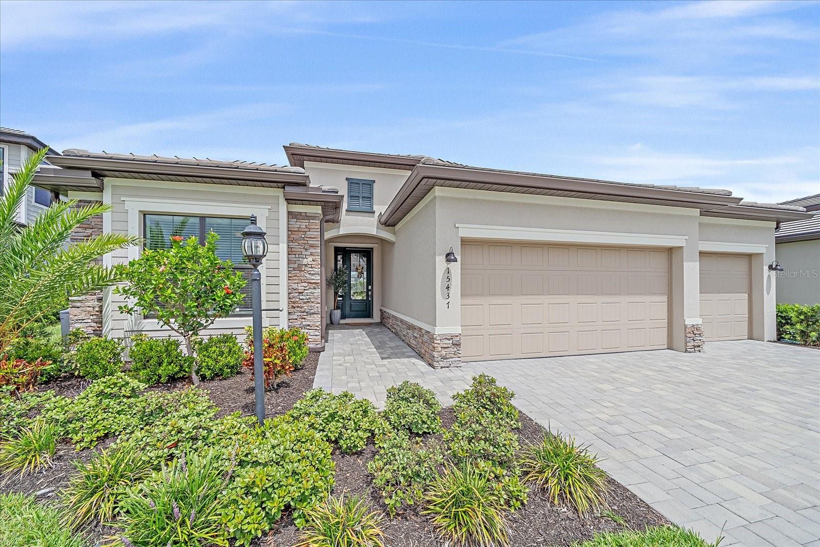 Image 49 of 63 For 15437 White Linen Drive