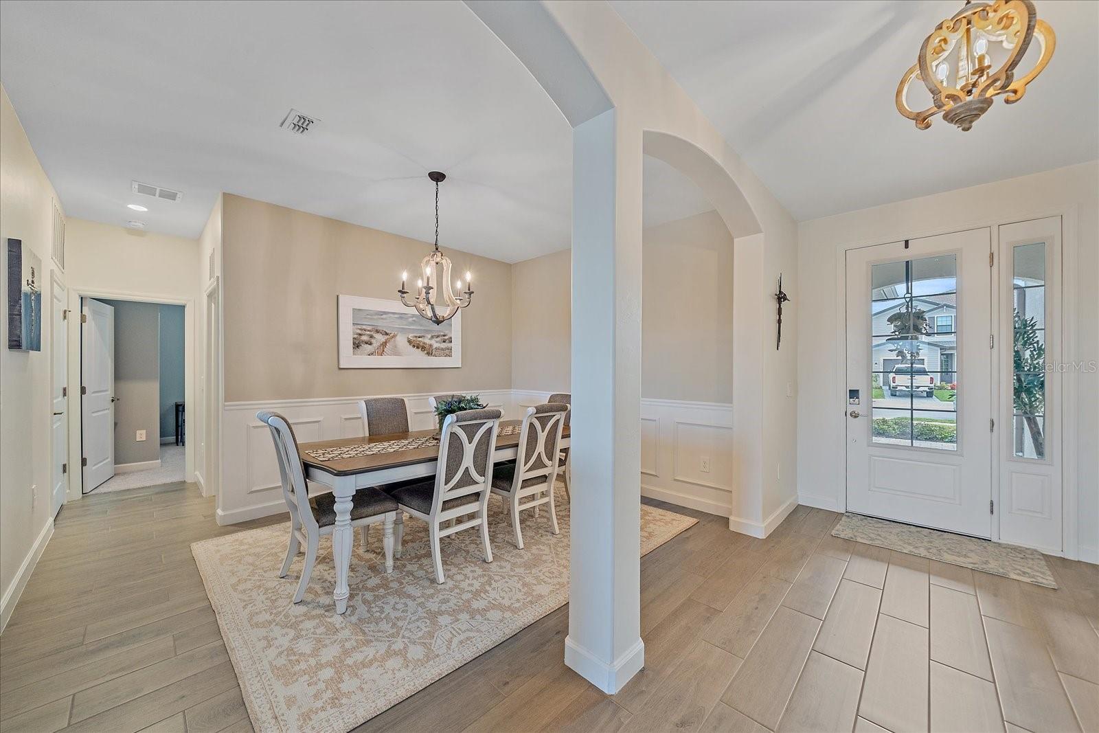 Image 5 of 63 For 15437 White Linen Drive
