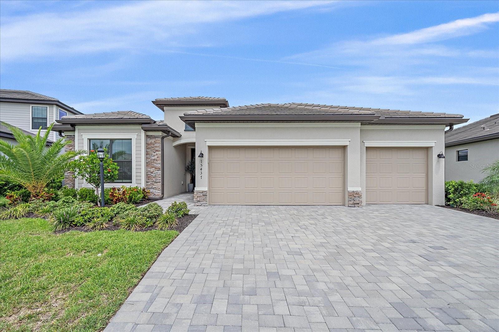 Image 50 of 63 For 15437 White Linen Drive