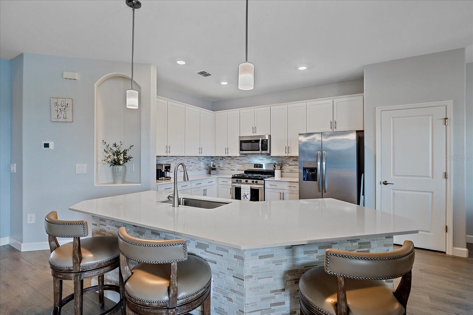 Image 9 of 63 For 15437 White Linen Drive