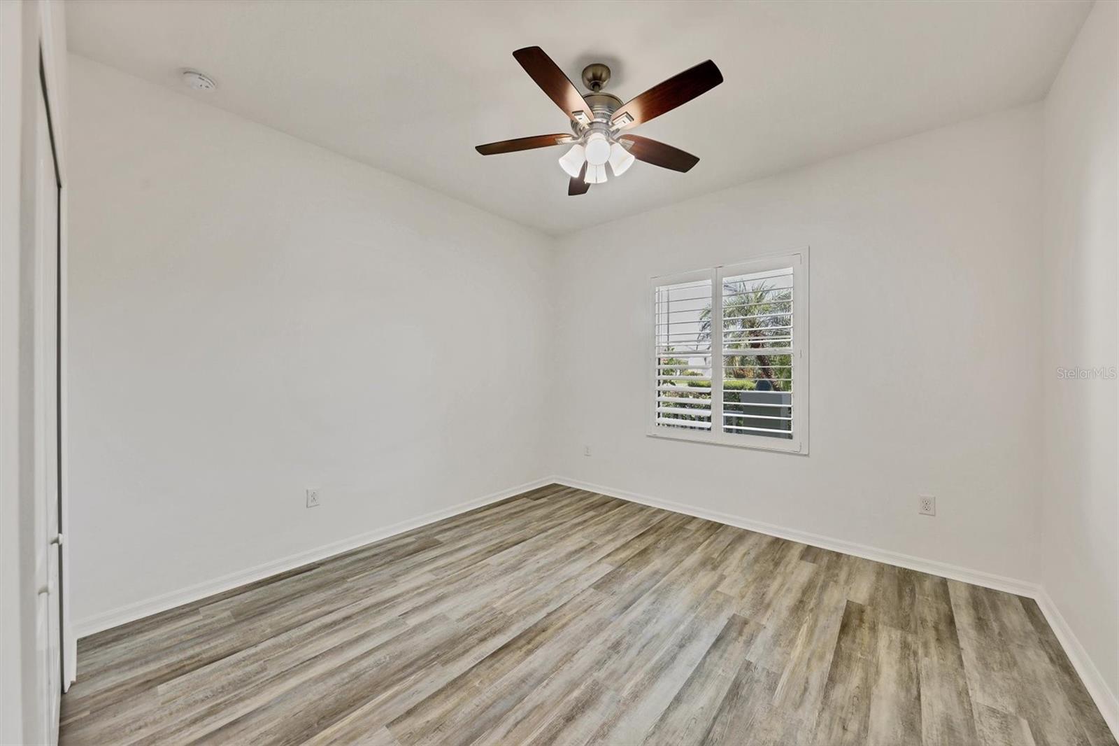 Image 31 of 54 For 4806 Lake Breeze Terrace