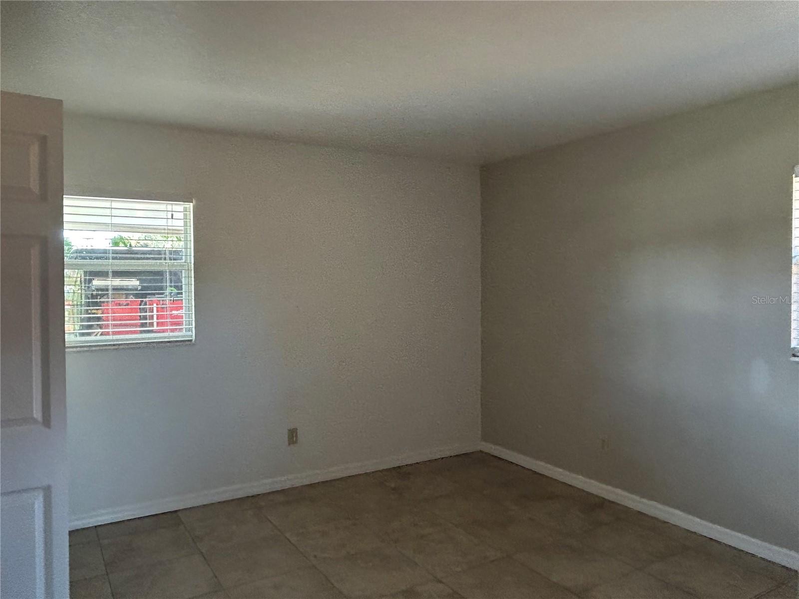 Image 8 of 19 For 2627 Linda Street