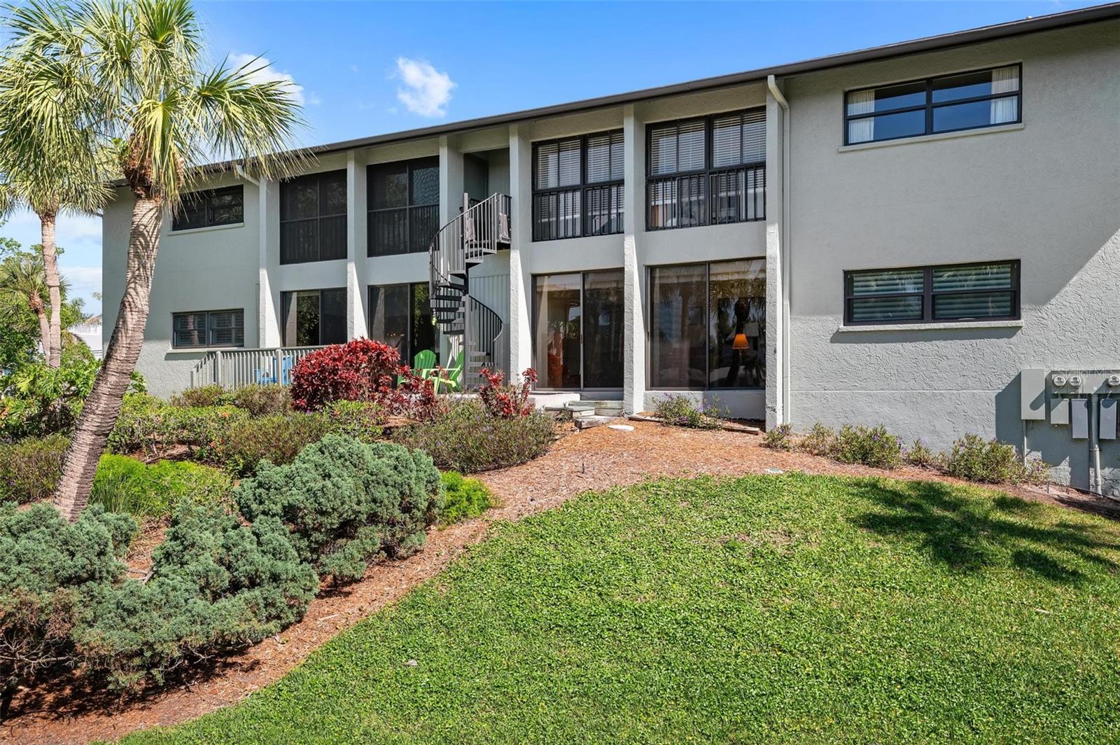 Image 3 of 60 For 4255 Gulf Drive 116