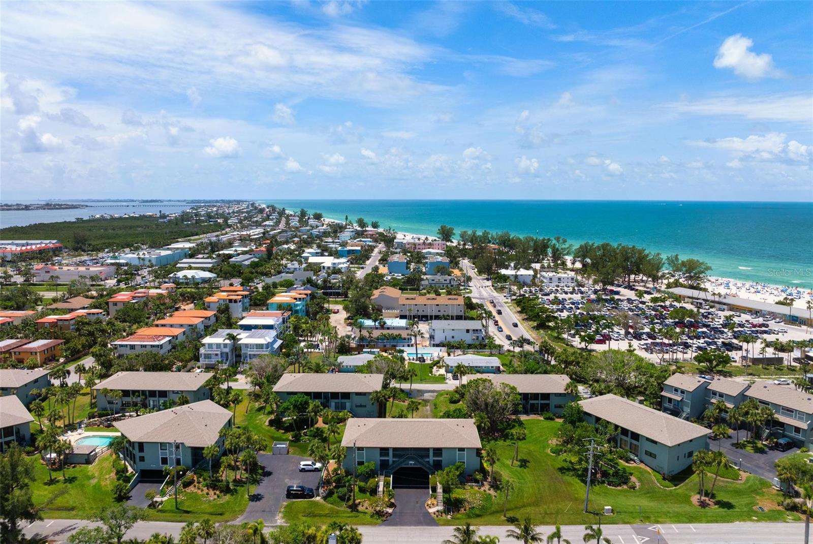 Image 41 of 60 For 4255 Gulf Drive 116