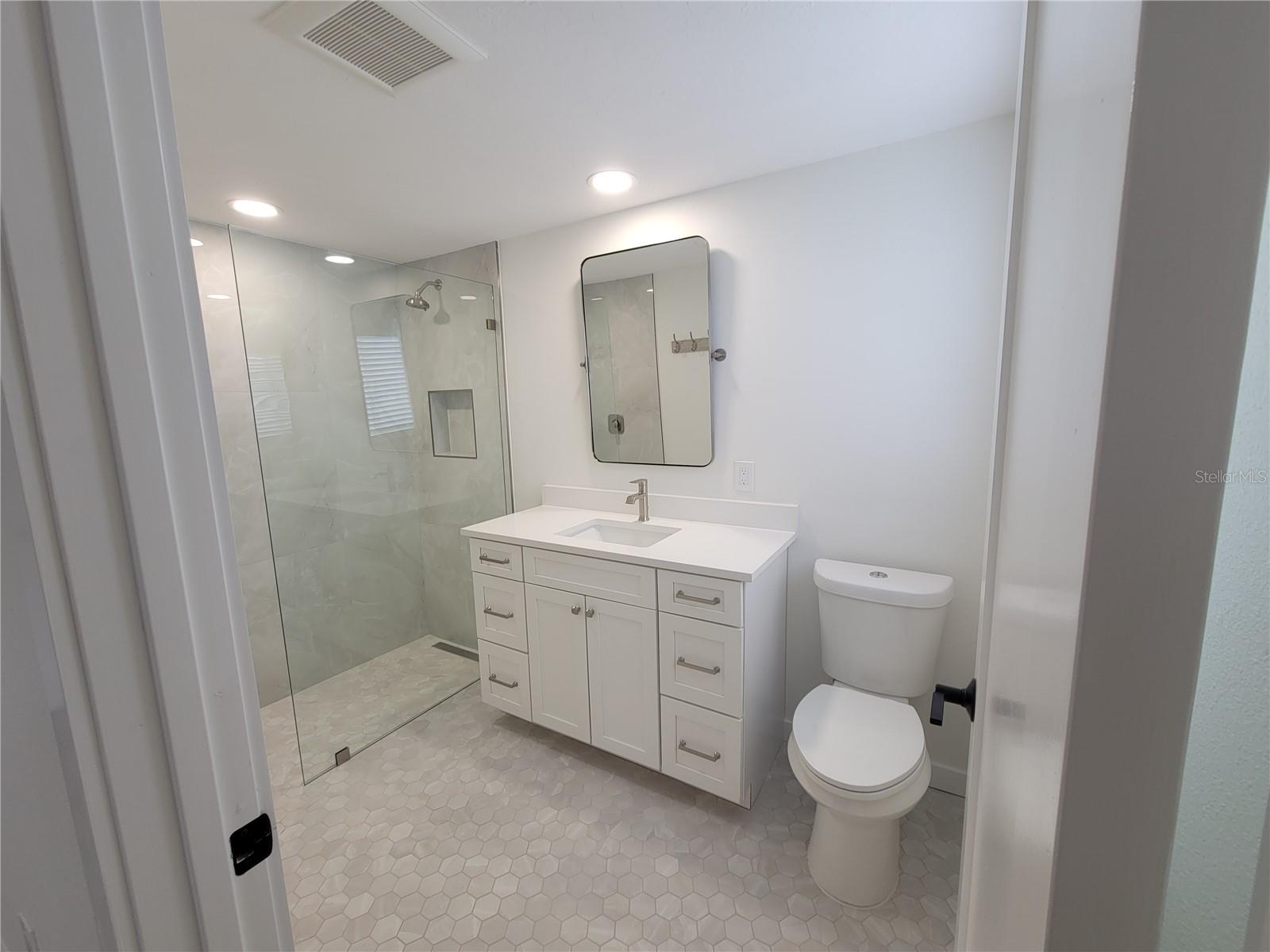 Image 10 of 17 For 3442 Fairview Drive