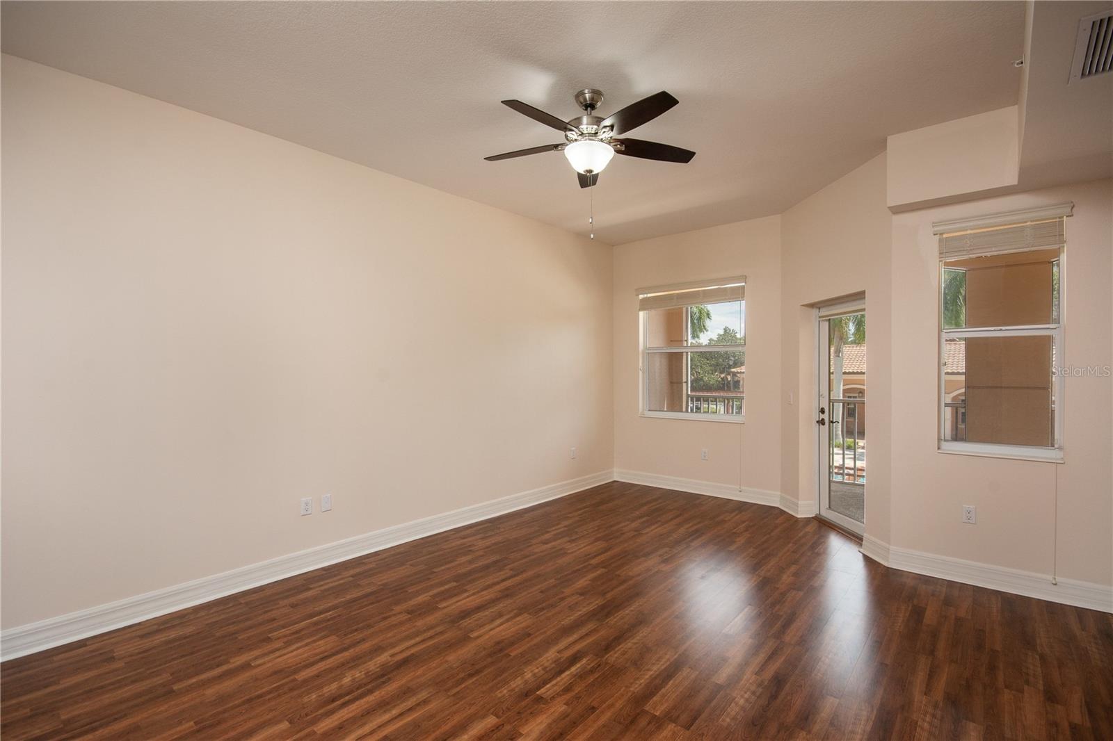 Image 10 of 35 For 5591 Cannes Circle 204