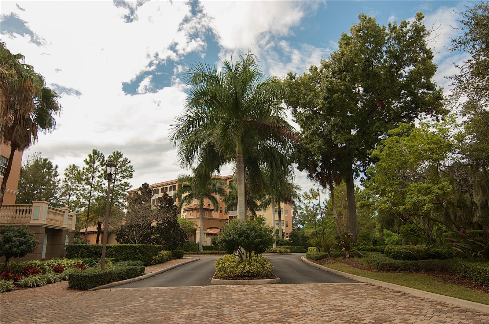 Image 20 of 35 For 5591 Cannes Circle 204