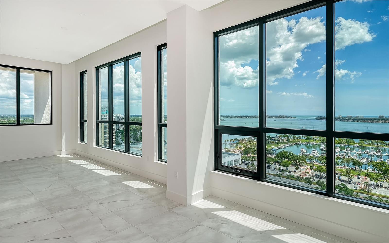 Image 14 of 40 For 33 Palm Avenue 1501